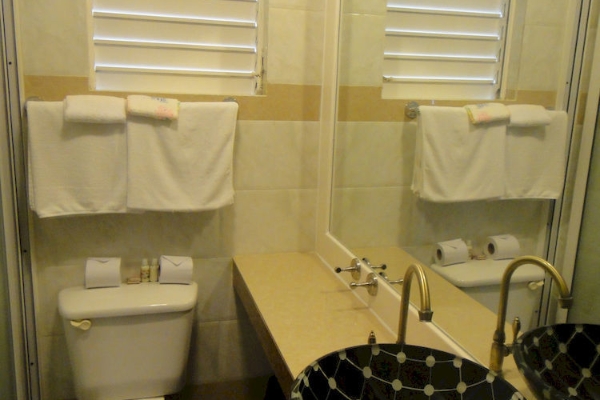 China Town Hotel (Caye Caulker )